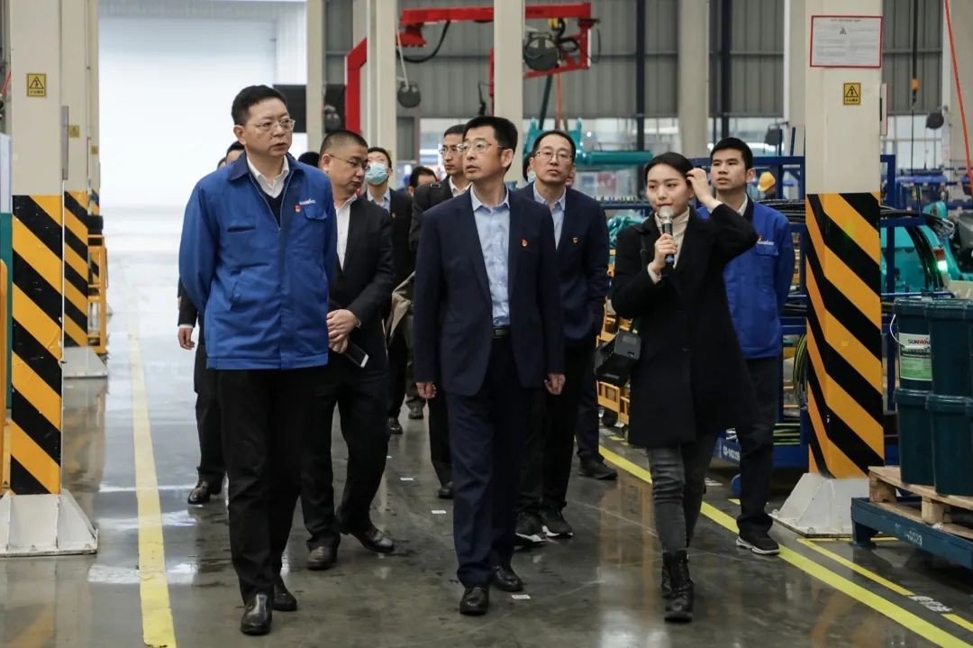 以党建促业务，以业务强党建——青岛西海岸公用事业集团考察开云kaiyun网页版官网_开云kaiyun（中国）智能