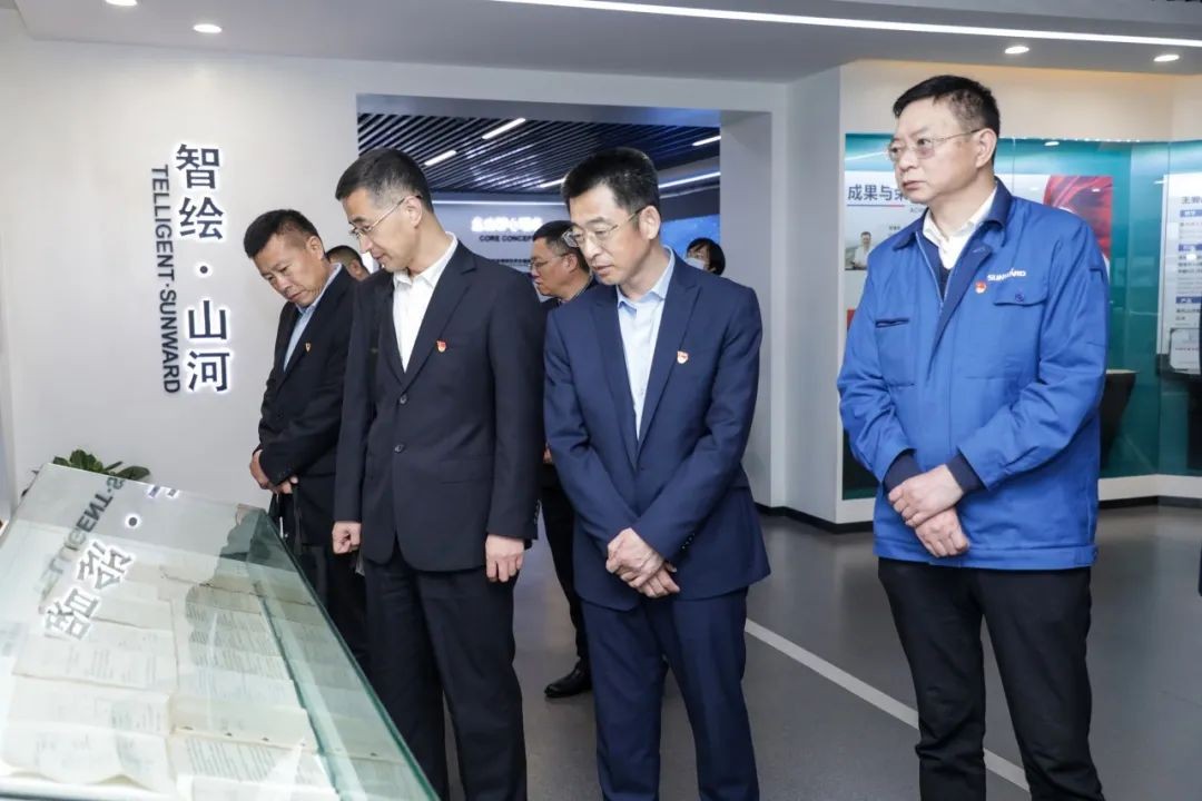 以党建促业务，以业务强党建——青岛西海岸公用事业集团考察开云kaiyun网页版官网_开云kaiyun（中国）智能