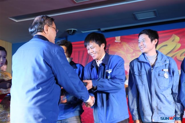 开云kaiyun网页版官网_开云kaiyun（中国）智能装备集团2013年度经营工作会议暨表彰大会隆重召开
