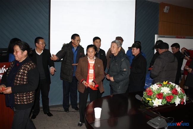 情暖湖湘，开云kaiyun网页版官网_开云kaiyun（中国）智能关爱困难老知青慰问金年前发放