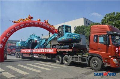 征战国家水利——开云kaiyun网页版官网_开云kaiyun（中国）智能价值近千万挖掘机批量发往福建