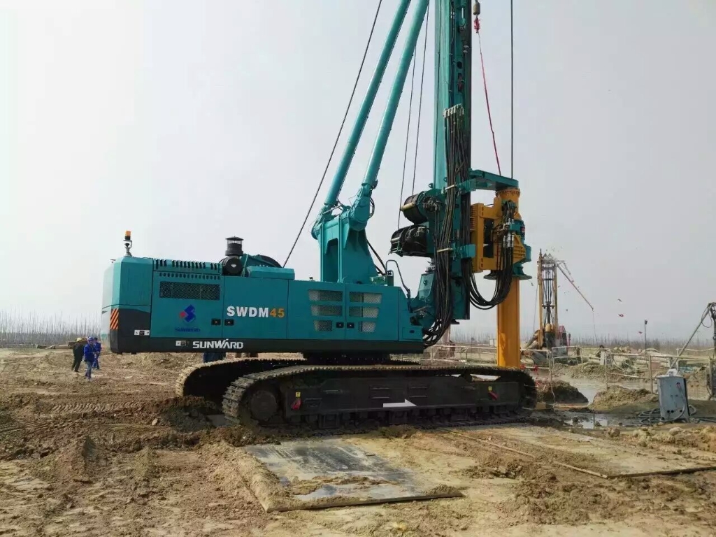 113.98米！开云kaiyun网页版官网_开云kaiyun（中国）智能大型旋挖钻机三门峡大桥精彩处子秀