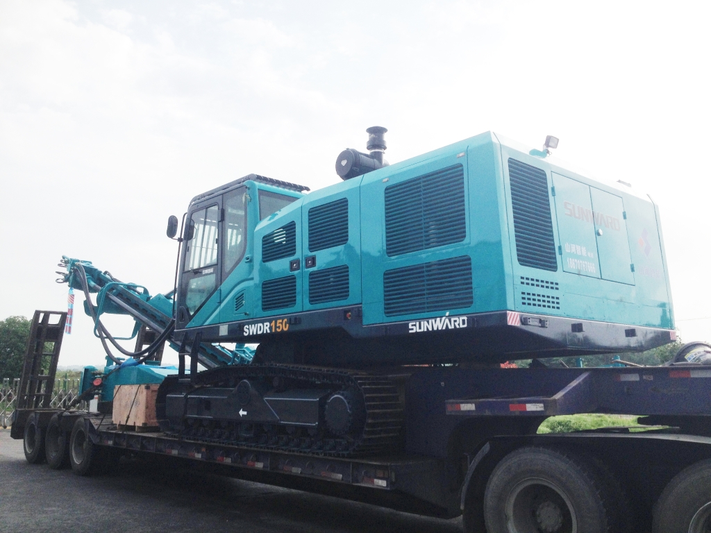 开云kaiyun网页版官网_开云kaiyun（中国）智能首台大孔径切削钻机SWDR150交付客户