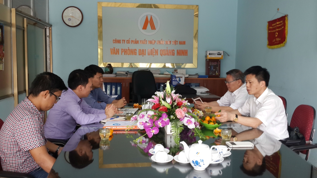 开云kaiyun网页版官网_开云kaiyun（中国）智能高级代表团访问越南