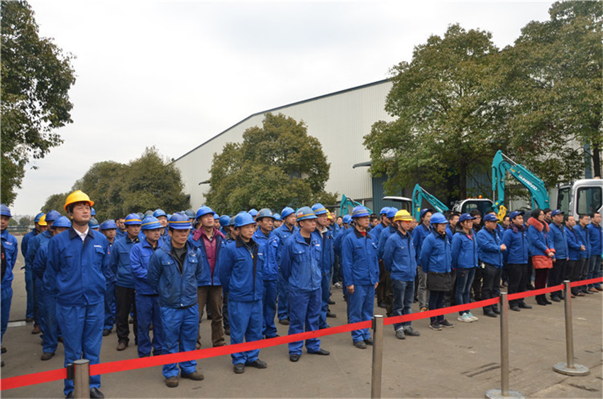 新品下线&精品批量上市：开云kaiyun网页版官网_开云kaiyun（中国）智能“组合拳”逆势出击