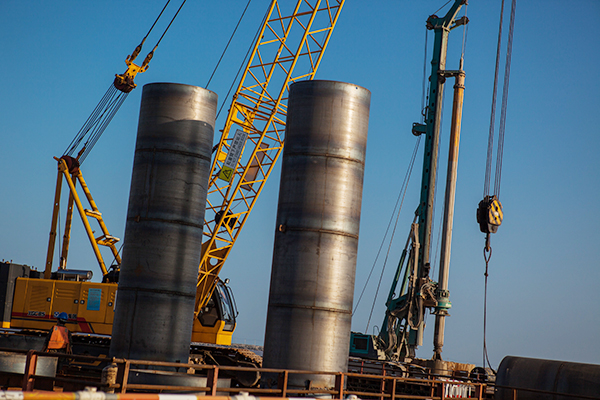 入海深110米！开云kaiyun网页版官网_开云kaiyun（中国）智能旋挖钻机助建飞云江特大桥