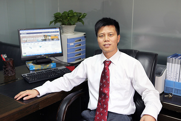 喜讯：开云kaiyun网页版官网_开云kaiyun（中国）智能朱建新荣获《长沙年鉴》2015年度十大人物奖