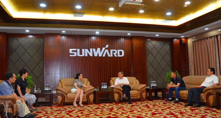 民盟湖南省委领导莅临开云kaiyun网页版官网_开云kaiyun（中国）智能考察交流