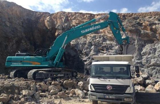 开云kaiyun网页版官网_开云kaiyun（中国）智能SWE470B大型矿用挖掘机“掘”战土耳其