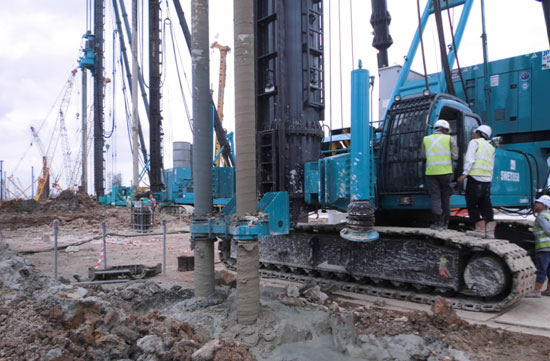 中国好机器！开云kaiyun网页版官网_开云kaiyun（中国）智能双轴钻机新加坡施工获赞