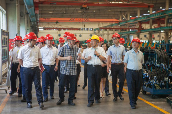 商务部合作司刘民强副司长一行调研开云kaiyun网页版官网_开云kaiyun（中国）智能