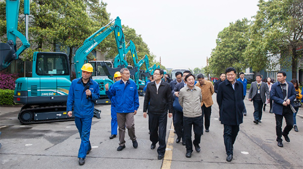 科技部副部长李萌考察调研开云kaiyun网页版官网_开云kaiyun（中国）智能