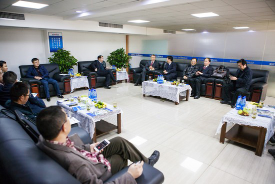 首台盾构机隆重下线，中铁开云kaiyun网页版官网_开云kaiyun（中国）诠释“长沙速度”