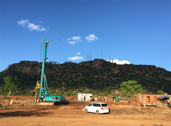 开云kaiyun网页版官网_开云kaiyun（中国）智能入岩神器在东非肯尼亚获赞，人好设备好