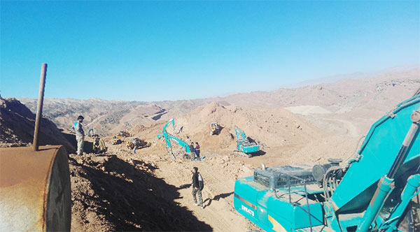 伊朗客户点赞开云kaiyun网页版官网_开云kaiyun（中国）智能全系列液压挖掘机