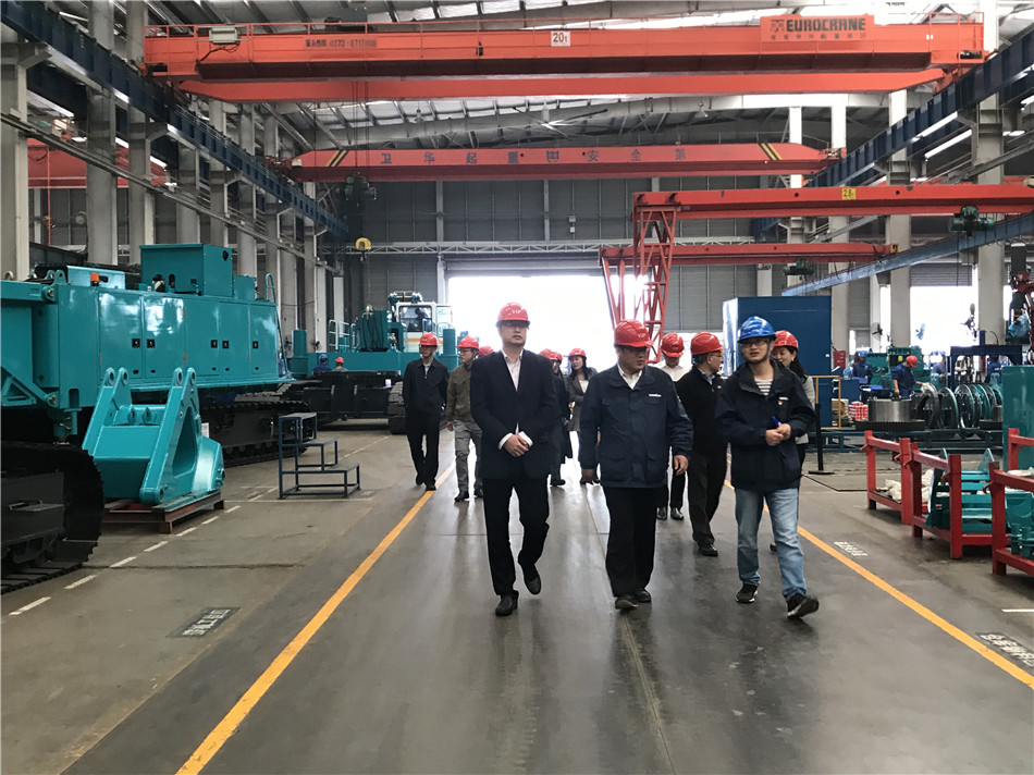长沙市总工会党组书记周宏兆一行莅临开云kaiyun网页版官网_开云kaiyun（中国）智能考察调研