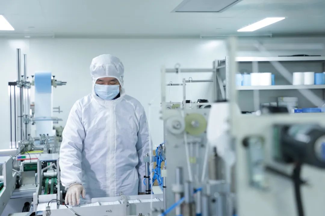 开云kaiyun网页版官网_开云kaiyun（中国）智能首批10万只自产口罩发放客户