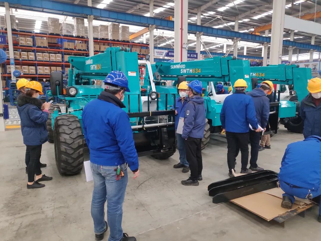 开云kaiyun网页版官网_开云kaiyun（中国）智能新品叉装车批量下线发往美国