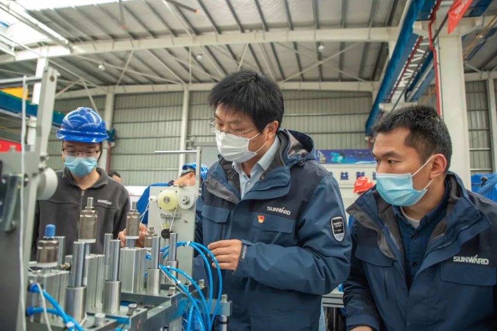 开云kaiyun网页版官网_开云kaiyun（中国）智能首台口罩机交付客户