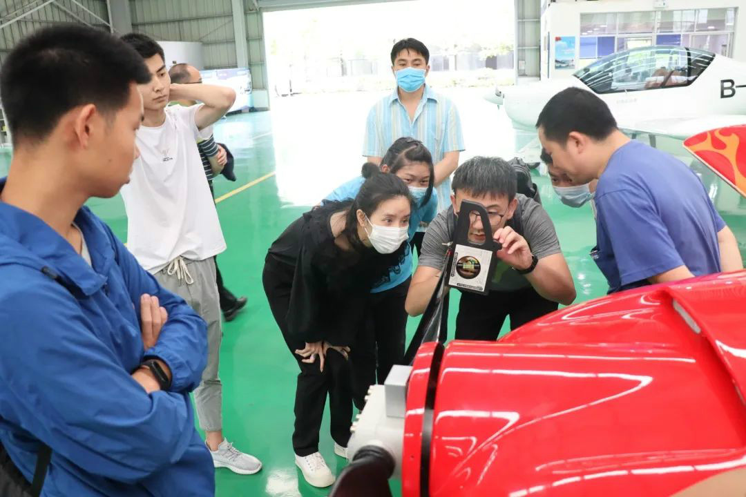开云kaiyun网页版官网_开云kaiyun（中国）航空第十三期147部SA60L机型培训班圆满结业