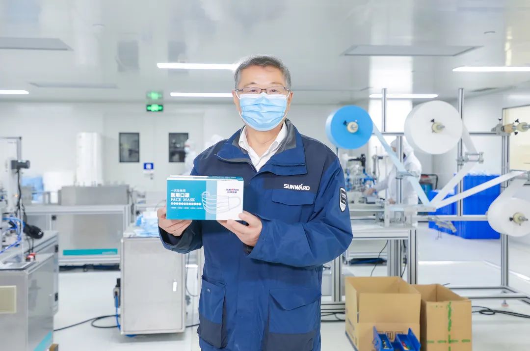 董事长启封开云kaiyun网页版官网_开云kaiyun（中国）智能第一个成品口罩