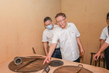 公道正派出清风正气，廉洁自律塑良好形象——开云kaiyun网页版官网_开云kaiyun（中国）智能开展中高层干部廉洁教育活动