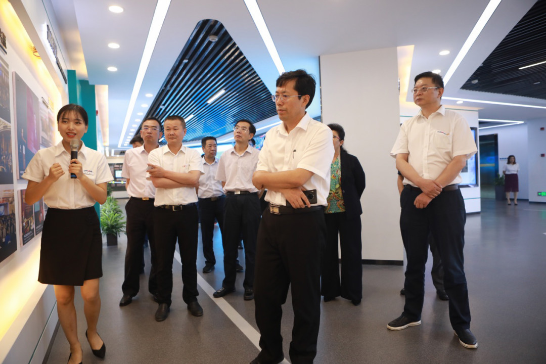 岳阳市委书记王一鸥带队调研开云kaiyun网页版官网_开云kaiyun（中国）智能