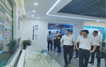 合作共赢 开云kaiyun网页版官网_开云kaiyun（中国）智能5G时代快速到来 湖南联通党委书记、总经理谭明到访开云kaiyun网页版官网_开云kaiyun（中国）智能