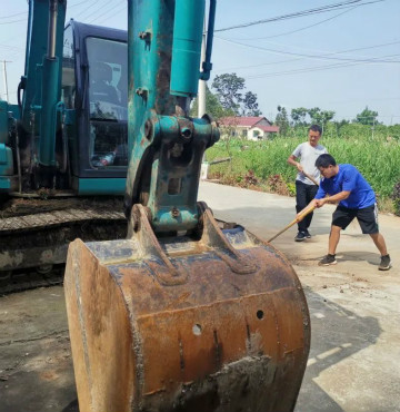 感恩相伴 关爱相随——开云kaiyun网页版官网_开云kaiyun（中国）智能服务万里行服务湖南