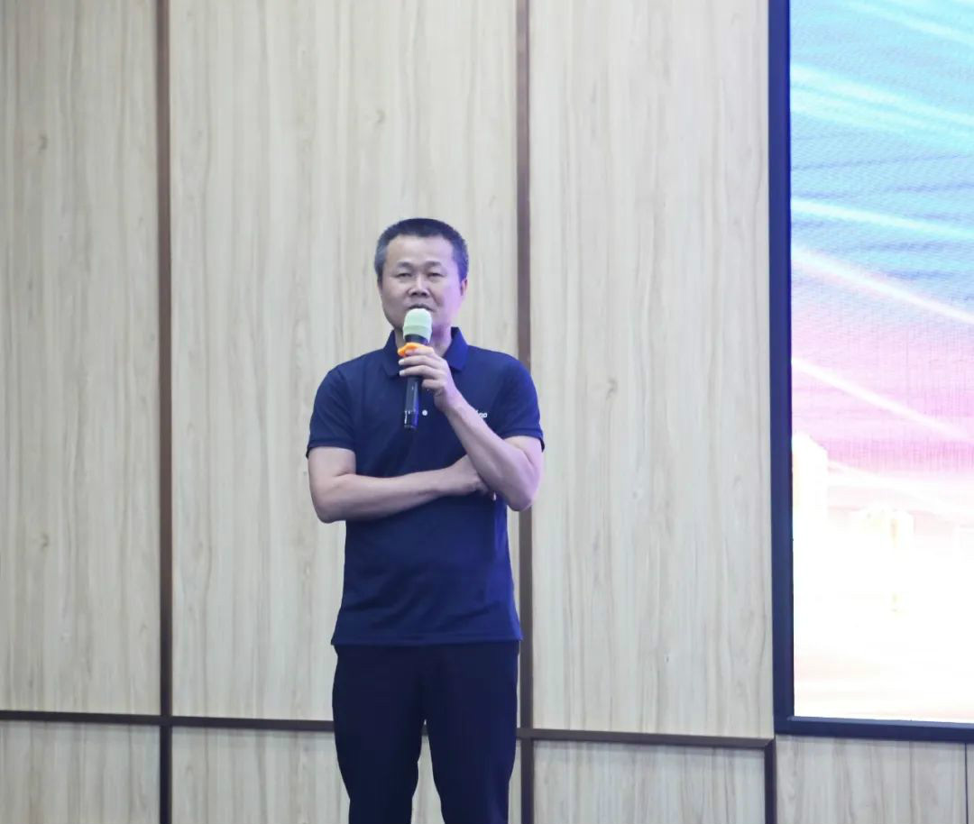 以强执行力聚焦基础能力建设 向挖掘机万台俱乐部迈进——开云kaiyun网页版官网_开云kaiyun（中国）智能2020年挖掘机经销商半年度会议圆满召