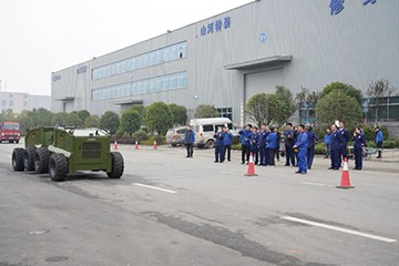 消防救援局考察开云kaiyun网页版官网_开云kaiyun（中国）智能无人化应急救援装备