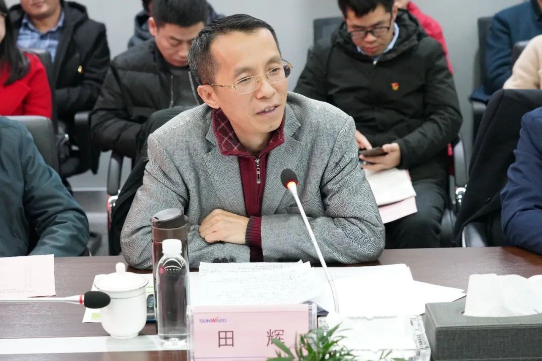 省工信厅青年干部理论学习走进开云kaiyun网页版官网_开云kaiyun（中国）智能