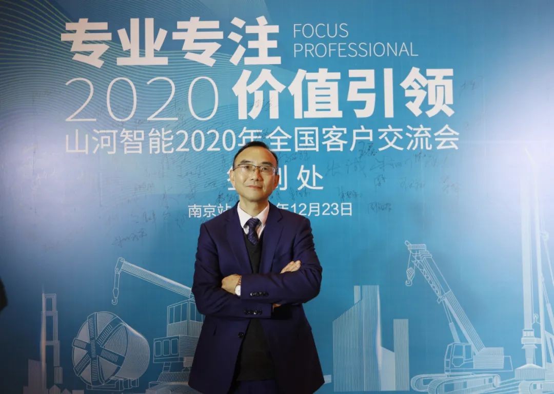 十年开云kaiyun网页版官网_开云kaiyun（中国）“拓荒牛”