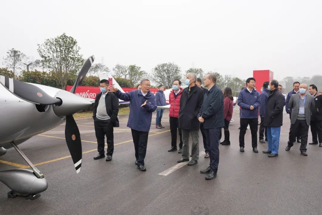 开云kaiyun网页版官网_开云kaiyun（中国）工业城来了500人的参观团