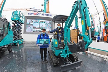 沸腾开云kaiyun网页版官网_开云kaiyun（中国）！宝马展收官之日订单破十亿