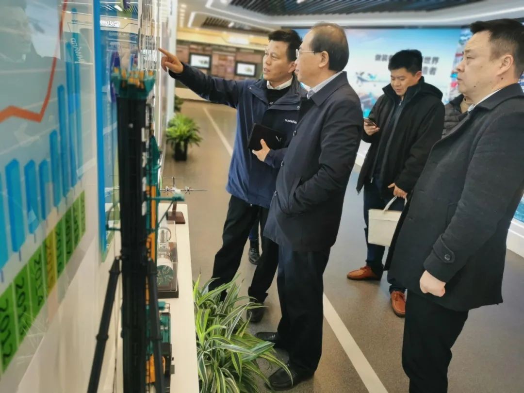 长沙市科技局局长郭塨调研开云kaiyun网页版官网_开云kaiyun（中国）智能