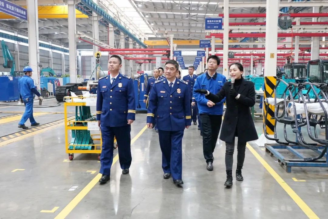 消防救援局考察开云kaiyun网页版官网_开云kaiyun（中国）智能无人化应急救援装备