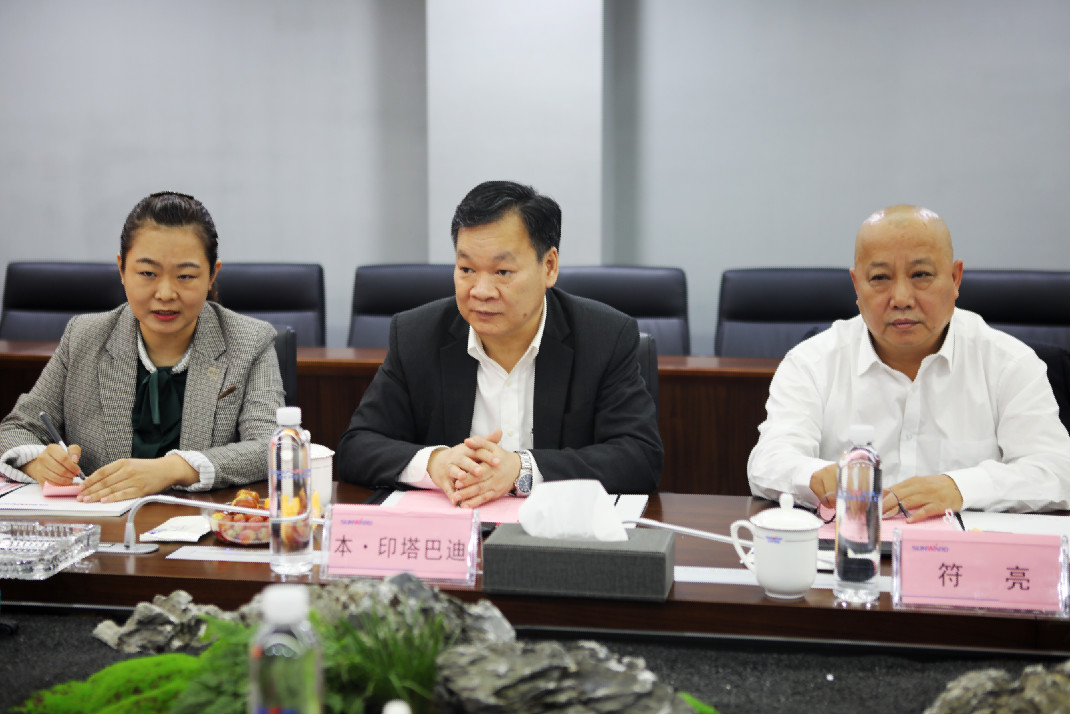 老挝长沙总领事本·印塔巴迪考察开云kaiyun网页版官网_开云kaiyun（中国）智能