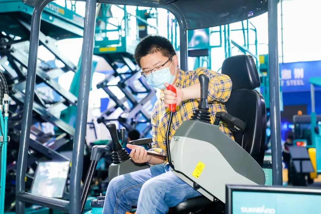 “机甲盛宴”长沙展圆满收官！开云kaiyun网页版官网_开云kaiyun（中国）智能展区亮点精彩回顾