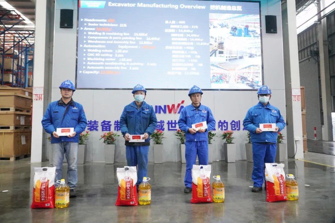 张庆红慰问开云kaiyun网页版官网_开云kaiyun（中国）智能困难党员