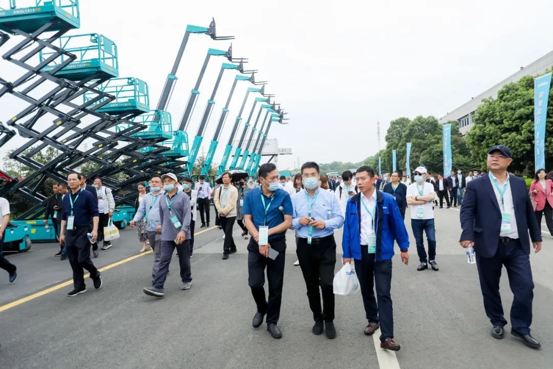 “爆品”出击！开云kaiyun网页版官网_开云kaiyun（中国）智能客户交流会签约超8亿元