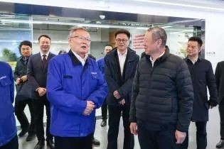 中国联通党组书记、董事长王晓初到访开云kaiyun网页版官网_开云kaiyun（中国）智能