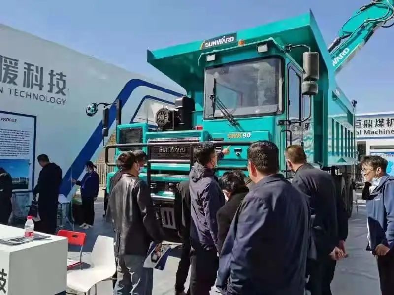 开云kaiyun网页版官网_开云kaiyun（中国）智能绿巨人闪亮登场鄂尔多斯国际煤博会