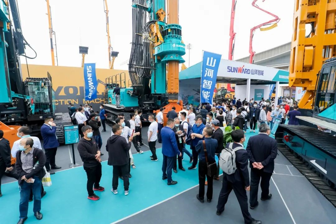 “爆品”出击！开云kaiyun网页版官网_开云kaiyun（中国）智能客户交流会签约超8亿元