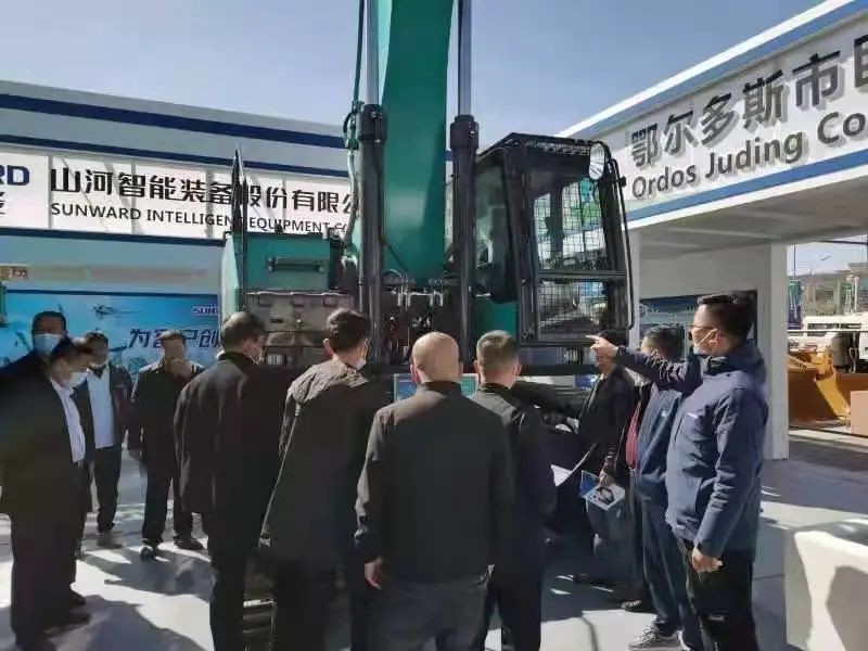 开云kaiyun网页版官网_开云kaiyun（中国）智能绿巨人闪亮登场鄂尔多斯国际煤博会