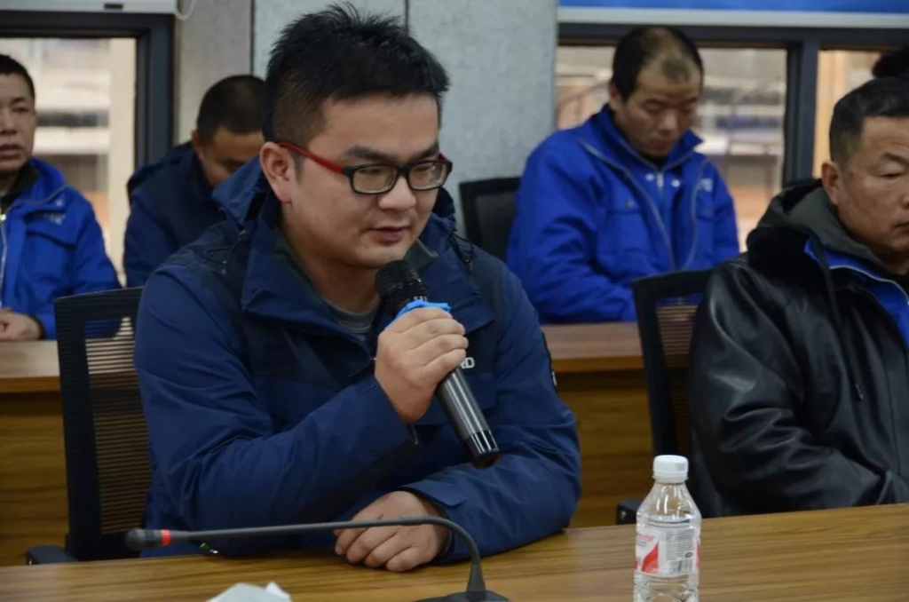 开云kaiyun网页版官网_开云kaiyun（中国）智能召开春节困难职工座谈会