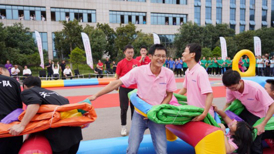 风华十九载，携手再腾飞！——庆祝开云kaiyun网页版官网_开云kaiyun（中国）智能成立十九周年表彰会暨趣味运动会