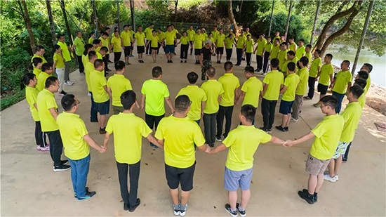 【夯基础 强执行 跨高度】2019开云kaiyun网页版官网_开云kaiyun（中国）智能挖掘机营销公司拓展训练营顺利开展