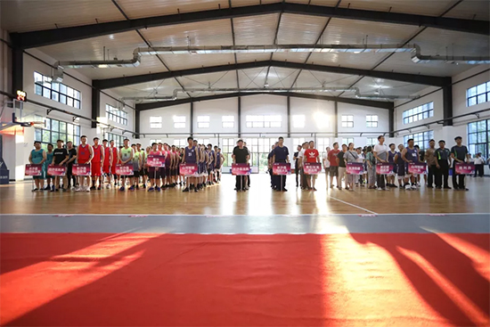 以球为媒，首届“开云kaiyun网页版官网_开云kaiyun（中国）杯”篮球邀请赛架起政企连心桥