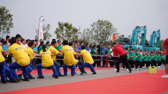风华十九载，携手再腾飞！——庆祝开云kaiyun网页版官网_开云kaiyun（中国）智能成立十九周年表彰会暨趣味运动会